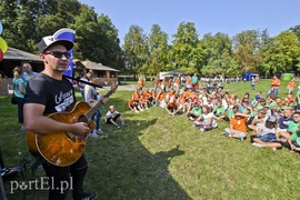 Wakacje pożegnali festynem