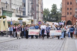 W kolejce po literaturę