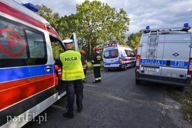 Wjechała do rowu, trzy osoby trafiły do szpitala
