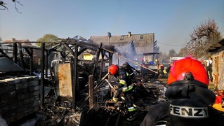 Pożar w Jegłowniku, kierowcy musieli omijać to miejsce