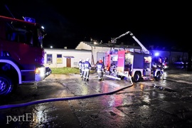 Pożar dachu i potrącenie kobiety w Pasłęku