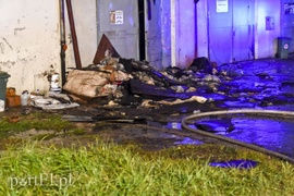 Pożar dachu i potrącenie kobiety w Pasłęku