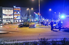 Kolizja przy centrum handlowym