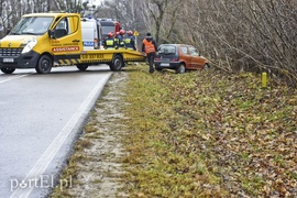 Fiat na boku, kierowca zasłabł