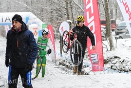 Kolarskie zmagania w błocie i śniegu