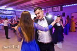 IV LO: Studniówka ze sportowym akcentem