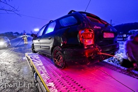 Wpadł w poślizg i wjechał do rowu
