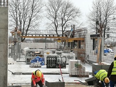 Trwa budowa Centrum Dydaktyki i Symulacji Medycznej w EUH-E