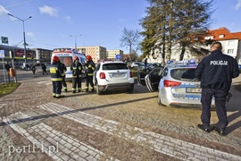 Potrącenie kobiety na przejściu dla pieszych