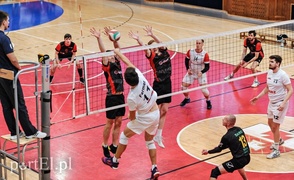 Siatkarze pożegnali się z kibicami zwycięstwem