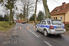 Podnośnik hydrauliczny przygniótł rękę mężczyzny