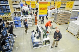 Castorama otwarta, rondo w budowie