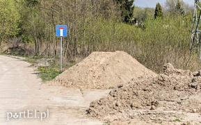 Kopią na Bielanach, a mieszkańca krew zalewa