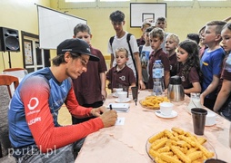 \"Człowiek z żelaza\" w ogniu pytań dzieci