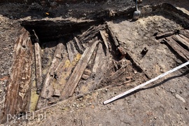 Na Bednarskiej szukają skarbów