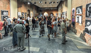 Osądzić, opowiedzieć o tym społeczeństwu, a na koniec ułaskawić