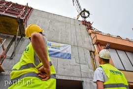 Wiecha już jest, prace idą dalej