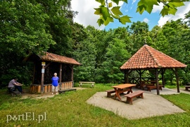 Nad jezioro, na cmentarz i na lody  (Cudze chwalicie, swego nie znacie, odcinek 1) 
