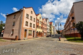 Nad jezioro, na cmentarz i na lody  (Cudze chwalicie, swego nie znacie, odcinek 1) 