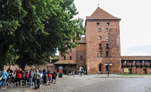 Stary i magiczny, taki jest tylko Malbork  (Cudze chwalicie, swego nie znacie, odcinek 6) 