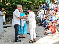 Piosenka jest dobra  na wszystko