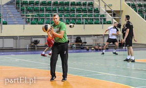 Być w górnej części tabeli