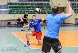 Być w górnej części tabeli