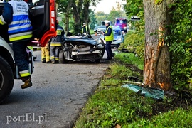 Tragiczny wypadek na ul. Fromborskiej, nie żyje 18-letni kierowca