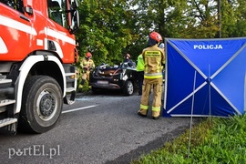 Tragiczny wypadek na ul. Fromborskiej, nie żyje 18-letni kierowca