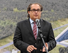 2,5 roku na przekopanie Mierzei