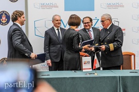 2,5 roku na przekopanie Mierzei