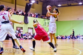 Połączyła ich koszykówka