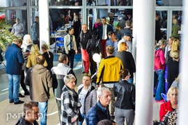 Jedni szukają pracy, drudzy pracowników