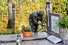 Sprzątali groby polskich bohaterów