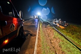 Dźwig dachował do rowu pod Jegłownikiem