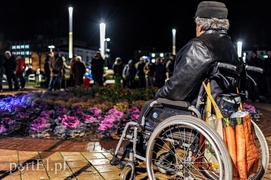 Wigilia przy dworcu: „Cieszę się, że każdy mi tu podaje rękę”