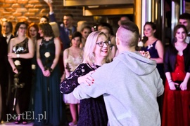 Uroczysta, ale zabawna i miła