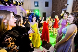 Uroczysta, ale zabawna i miła