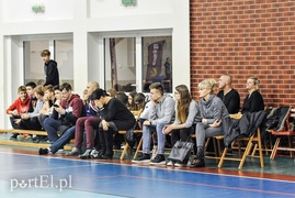 Miłe złego początki