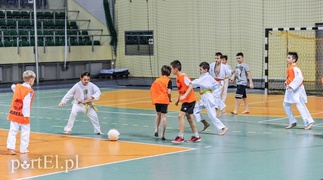 Hala, stół do ping-ponga lub mata, czyli ferie pełne aktywności