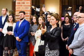 To kameralna, rodzinna i muzyczna studniówka