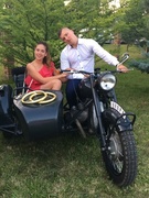 Ptysia cenie , ba ! Kocham do szaleństwa za dobre serduszko , które ma w sobie miłości nieskończenie. Wieczny entuzjazm - zaraźliwy! 
Paula