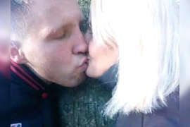 Moja drugą połówkę mego życia czyli męża którego kocham przede wszystkim za to że moje serce ujął tym że dowiadując się o mojej chorobie, przy mnie trwa opiekując się mną i za ten dar dziękuję Bogu...
Ewa