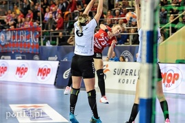 Start powalczył z mistrzyniami Polski