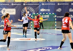 Start powalczył z mistrzyniami Polski