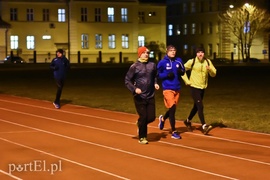 Połączyła ich bieżnia