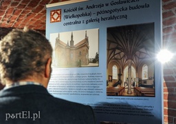 Na początku była cegła...
