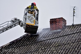 Pożar poddasza ponad 100-letniej kamienicy