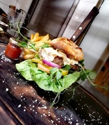 Jedzenie, które porusza Zmysły teraz w NaWynos