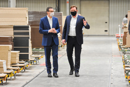 Premier  w fabryce mebli